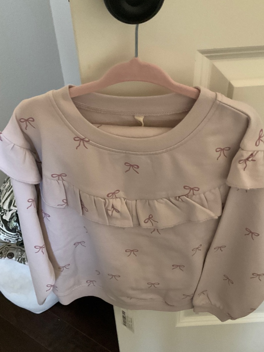 Quincy Mae Bow Print Ruffle Sweatsuit